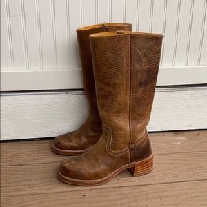 Frye Women's Campus 14L